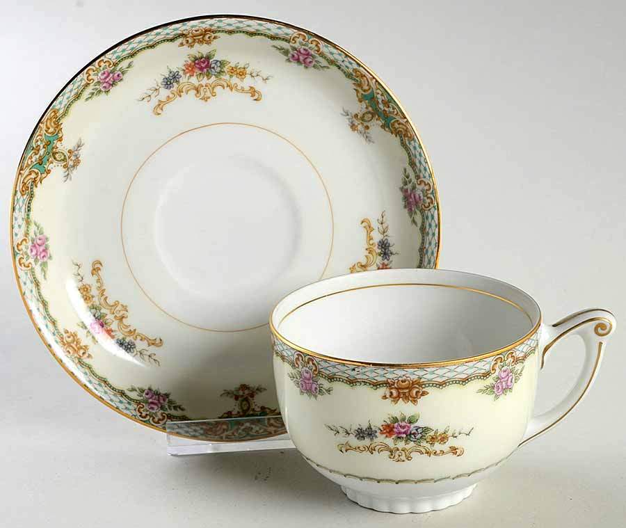 Princess Footed Cup & Saucer Set by Kingsley (Japan)-1