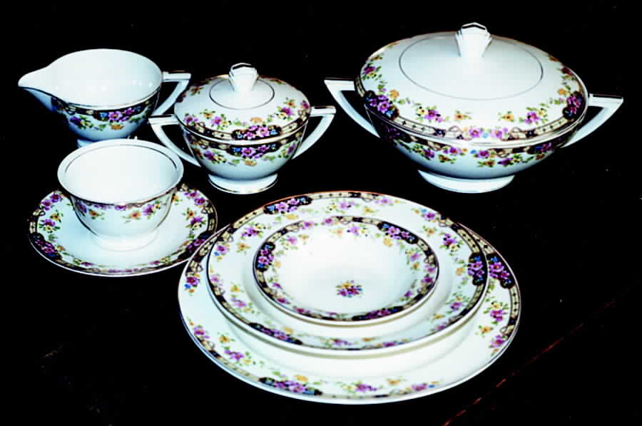 KNO530 Creamer by Edwin Knowles-1