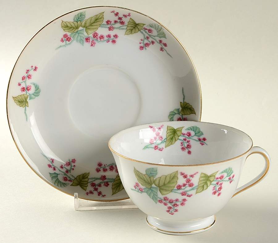 KON86 Footed Cup & Saucer Set by Kongo-1