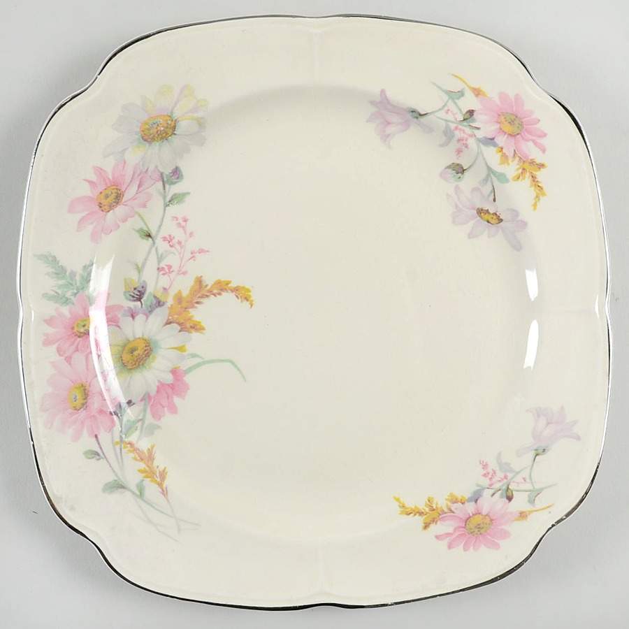 KNO533 Luncheon Plate by Edwin Knowles-1