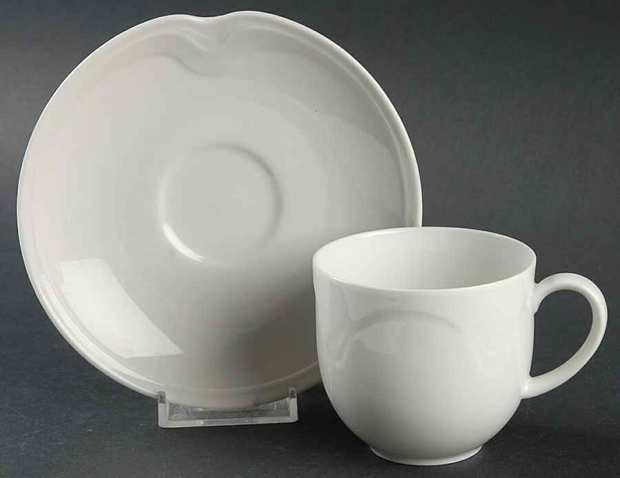 Domino Flat Cup & Saucer Set by Kaiser-1