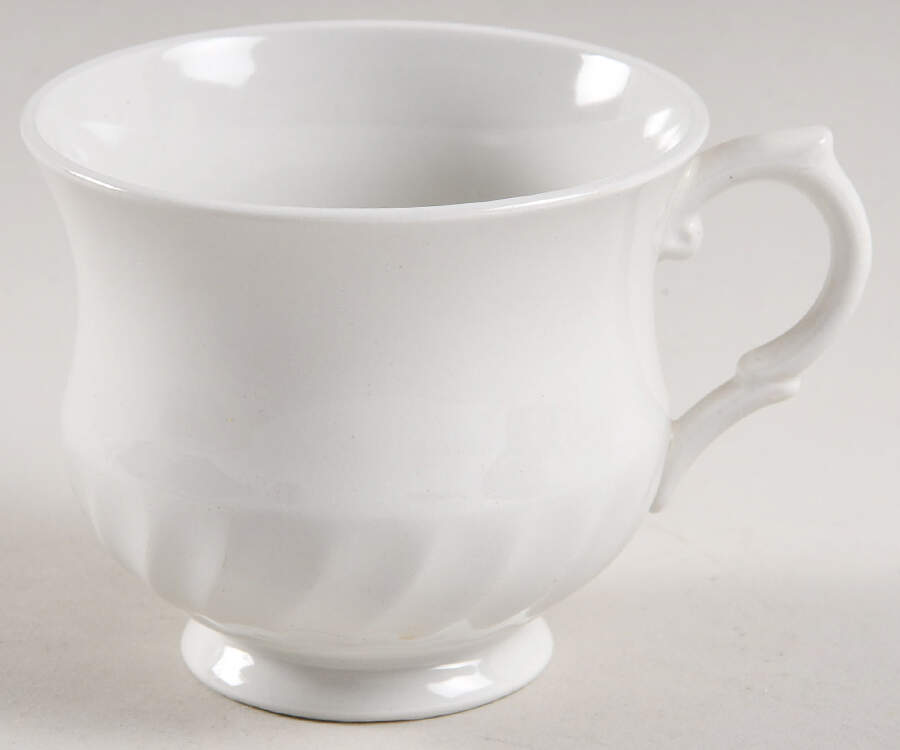 KNT21 Footed Cup by James Kent (England)-1