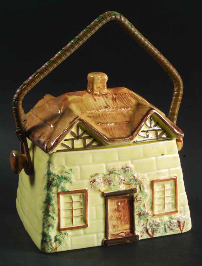 KSY1 Biscuit Barrel & Lid by Keele Street Pottery-1