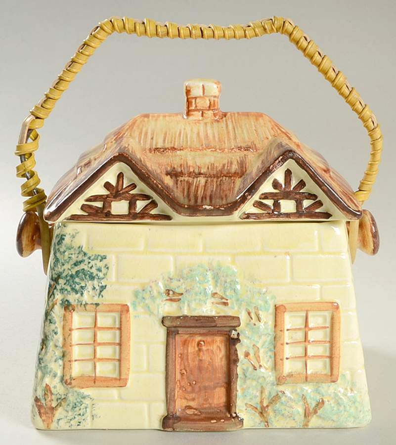 KSY1 Biscuit Barrel & Lid by Keele Street Pottery-1