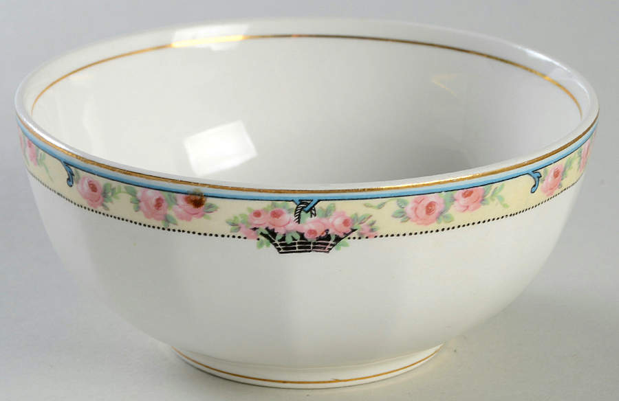 KNO563 Cranberry Bowl by Edwin Knowles-1