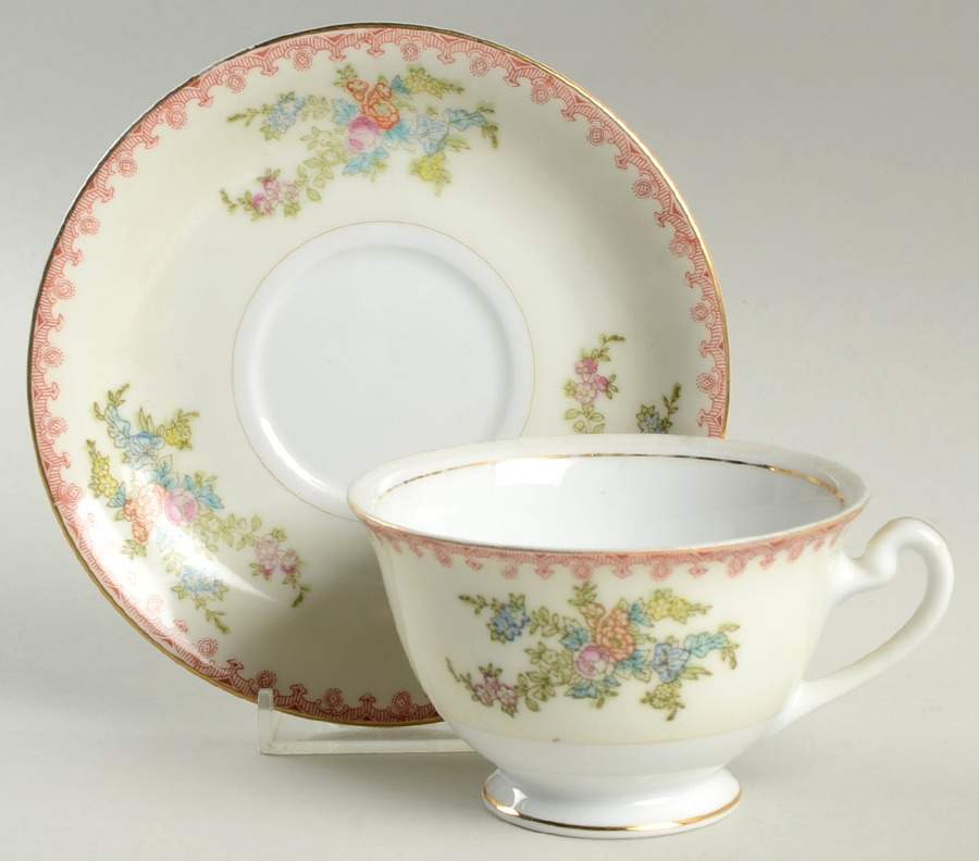 KIK39 Footed Cup & Saucer Set by Kikusui-1