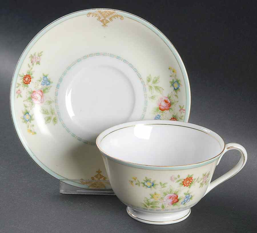 KON92 Footed Cup & Saucer Set by Kongo-1
