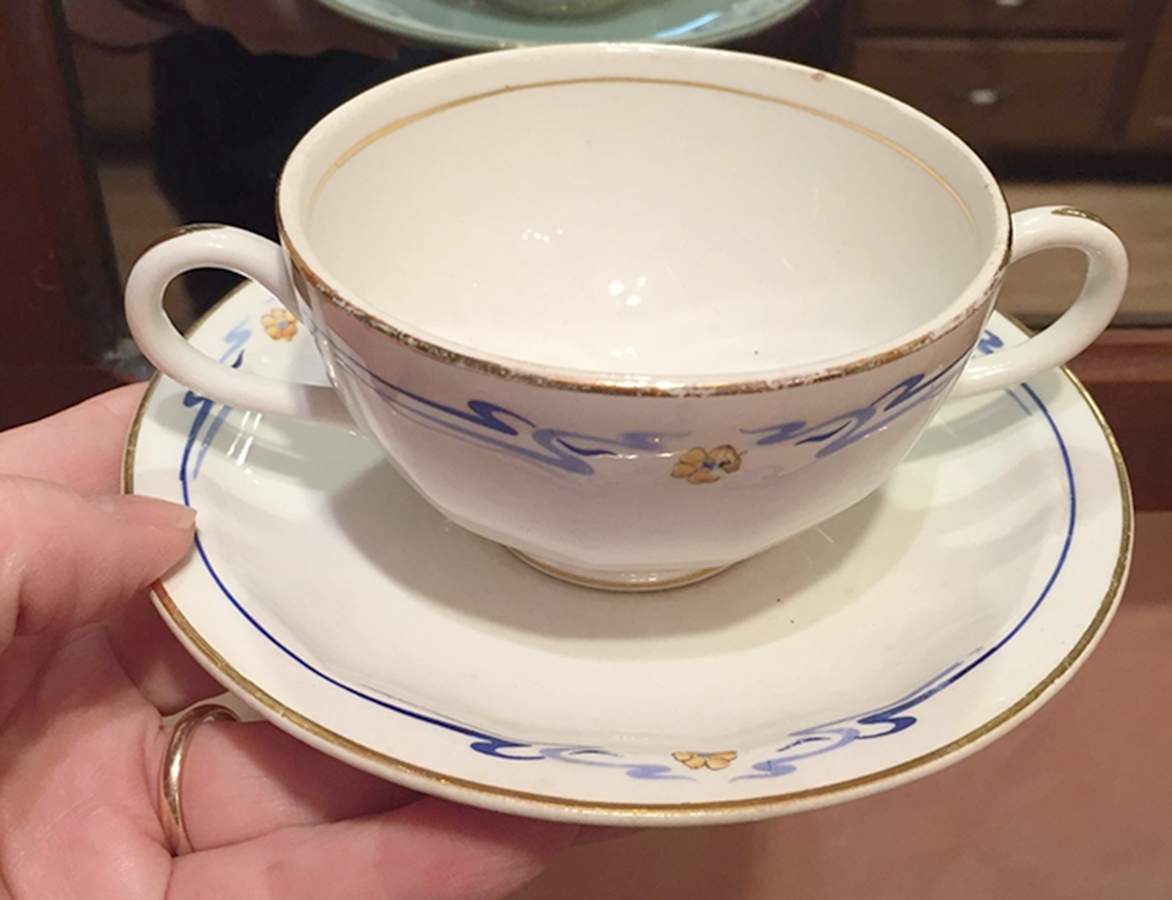 KNO574 Footed Bouillon Cup & Saucer by Edwin Knowles-1