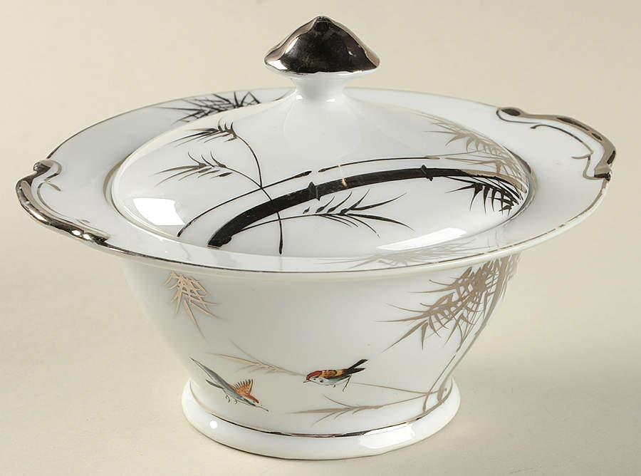KUT99 Sugar Bowl & Lid by Kutani-1
