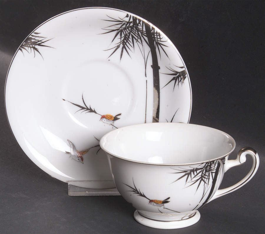 KUT99 Footed Cup & Saucer Set by Kutani-1