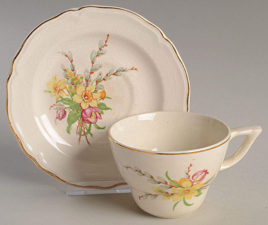 Juanita Flat Cup & Saucer Set by Edwin Knowles-1