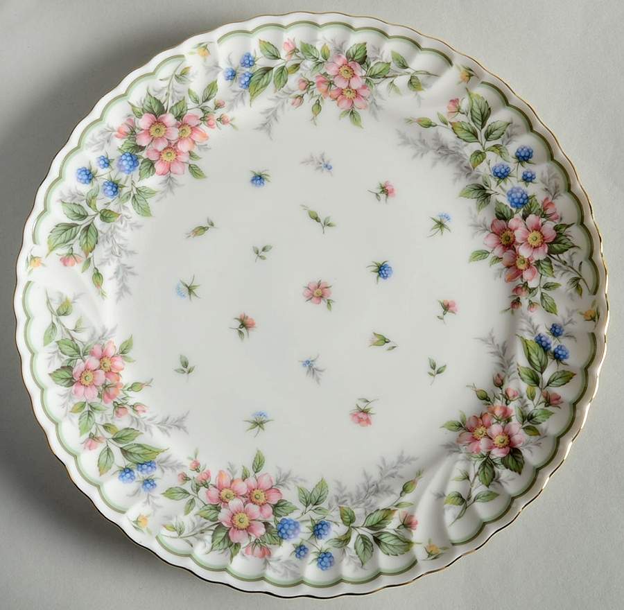 Amiel Cake Plate by Keito-1