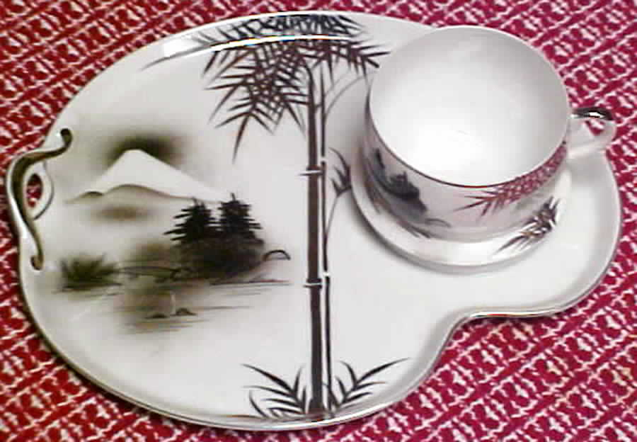 KUT103 Snack Plate & Cup Set by Kutani-1