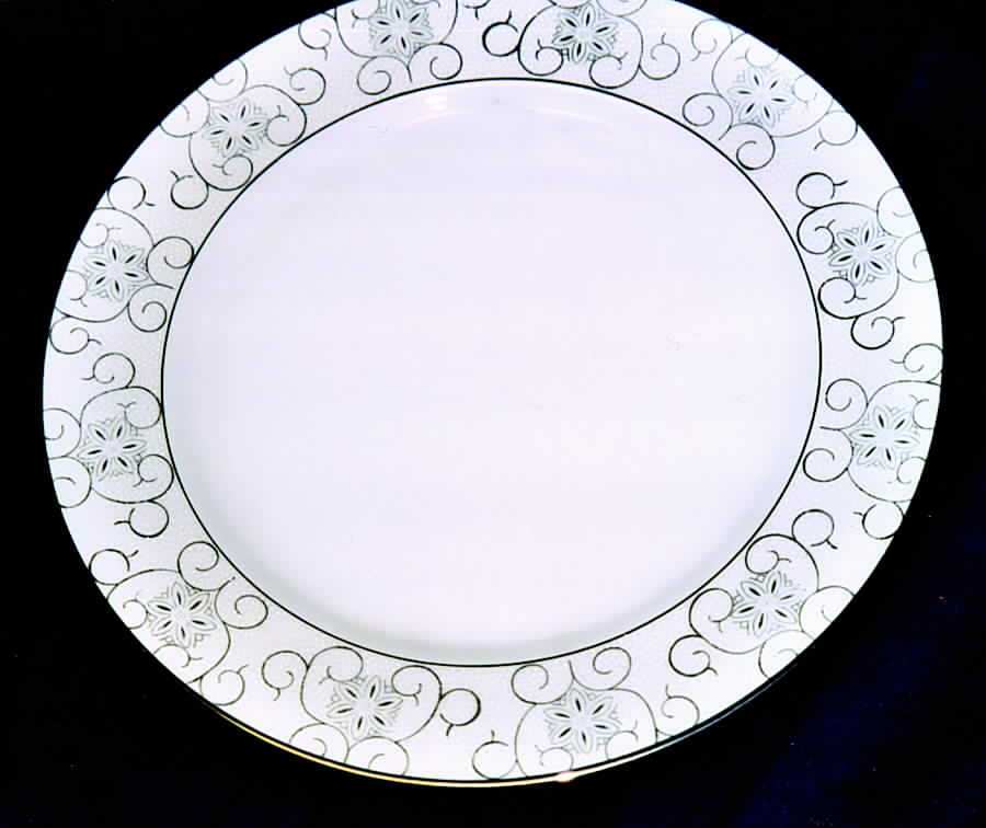 KUT105 Dinner Plate by Kutani-1