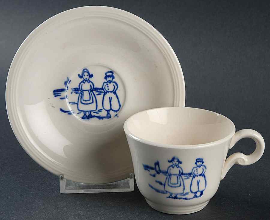 KNO592 Flat Demitasse Cup & Saucer Set by Edwin Knowles-1