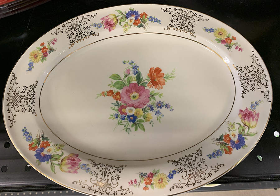 KNO600 11" Oval Serving Platter by Edwin Knowles-1
