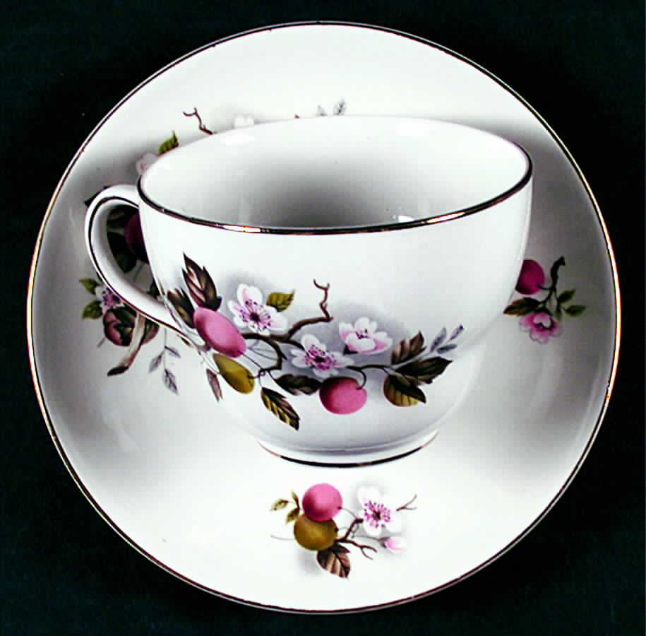 6646 Oversized Cup & Saucer Set by James Kent (England)-1