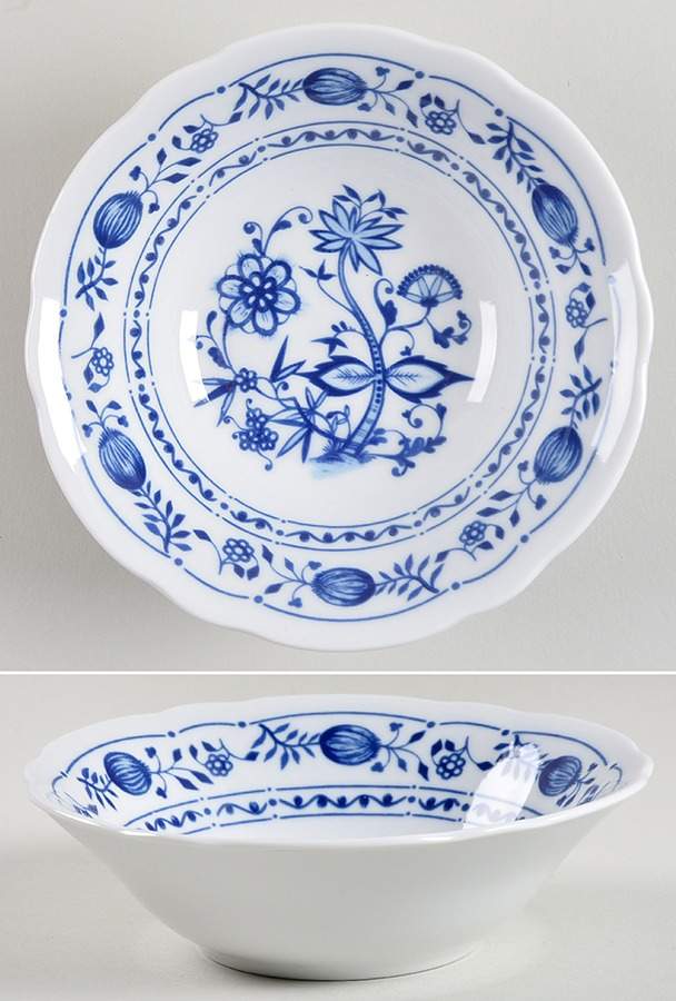 Blue Onion Fruit/Dessert (Sauce) Bowl by Kahla-1