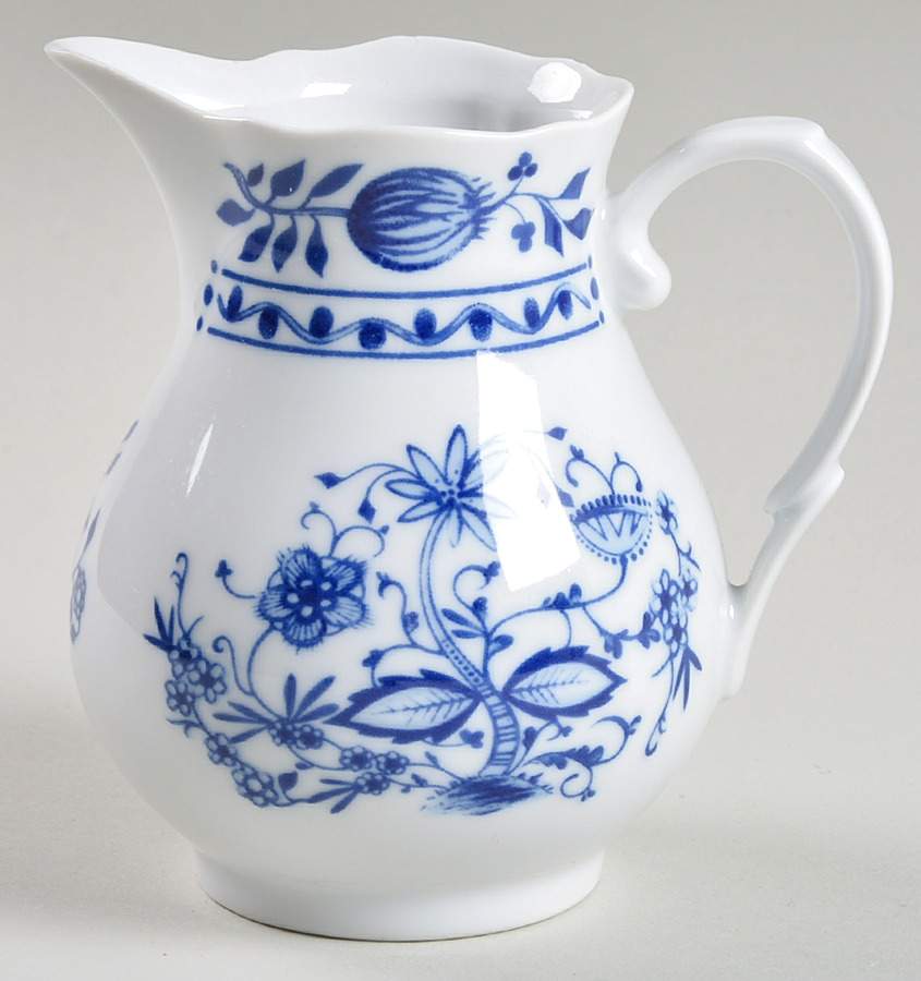 Blue Onion Creamer by Kahla-1