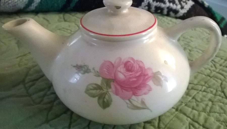 KNO615 Mini Teapot & Lid by Edwin Knowles-1