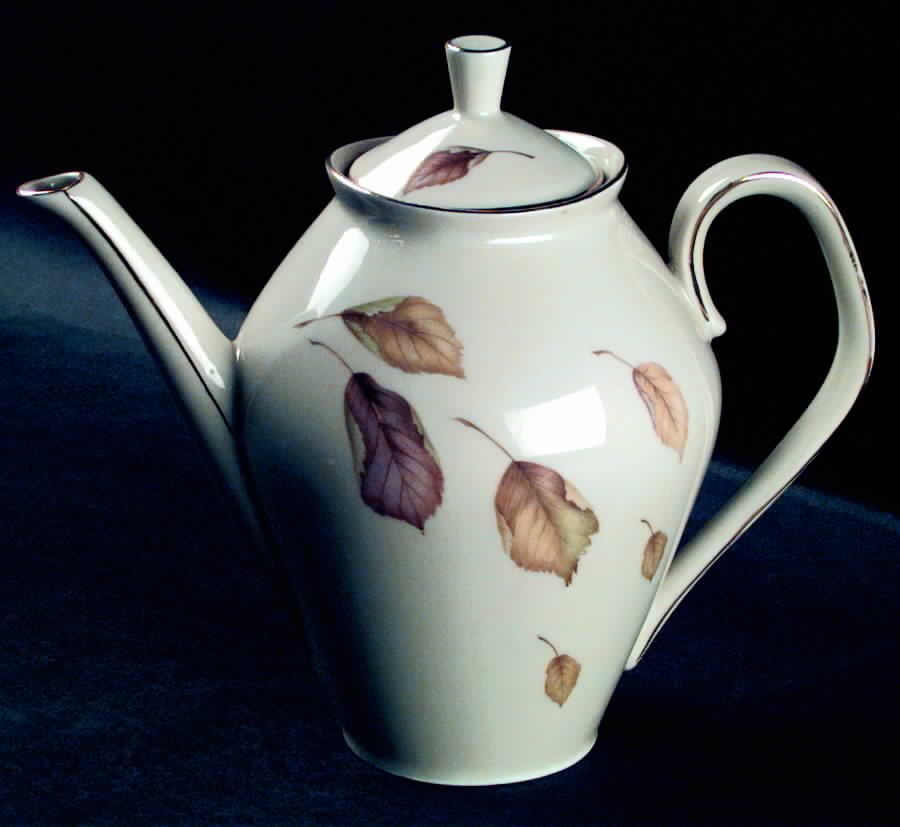 KRO7 Coffee Pot & Lid by Kronester-1