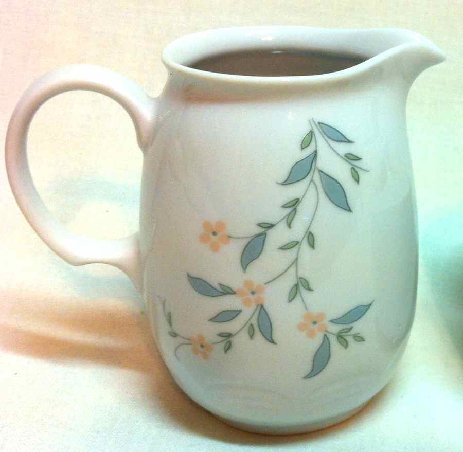 KHL24 Creamer by Kahla-1