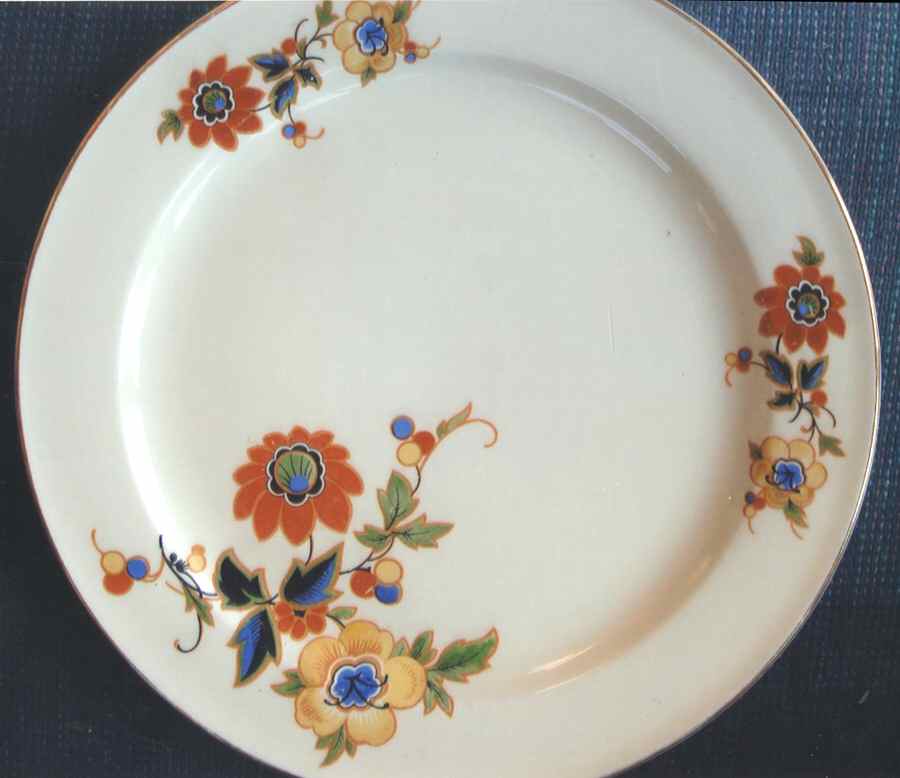 KNO633 Dinner Plate by Edwin Knowles-1