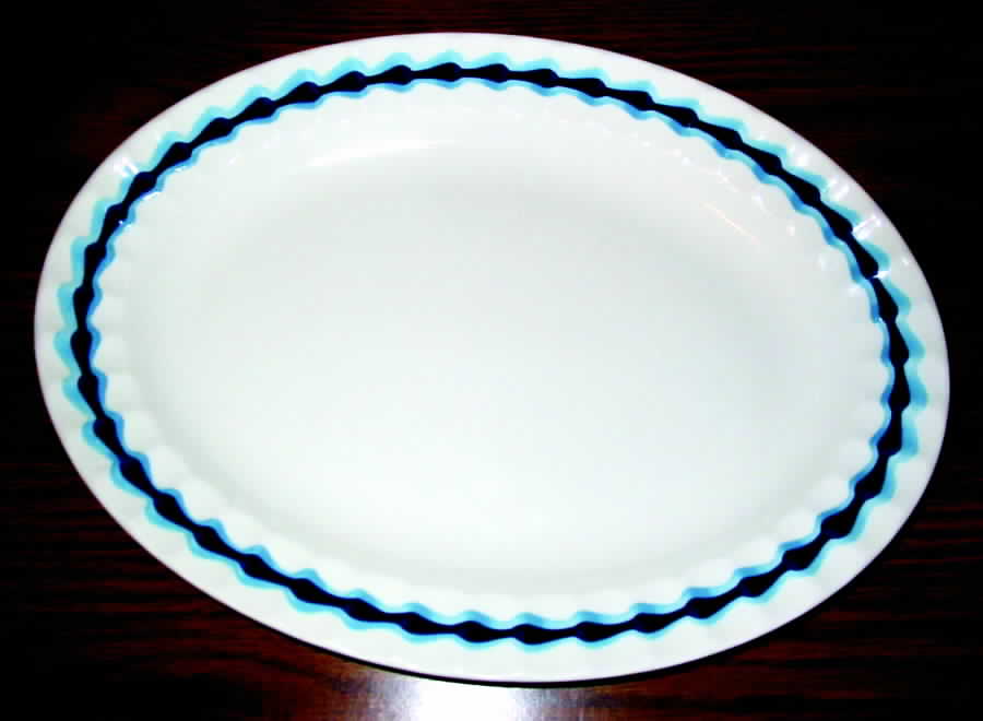 KNO641 14" Oval Serving Platter by Edwin Knowles-1