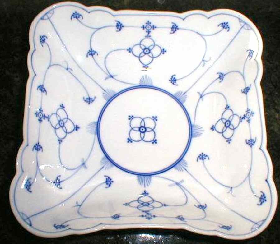 KOE9 10" Square Vegetable Bowl by Koenigszelt-1