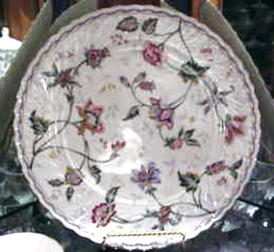 Scarlet Cake Plate by Keito-1