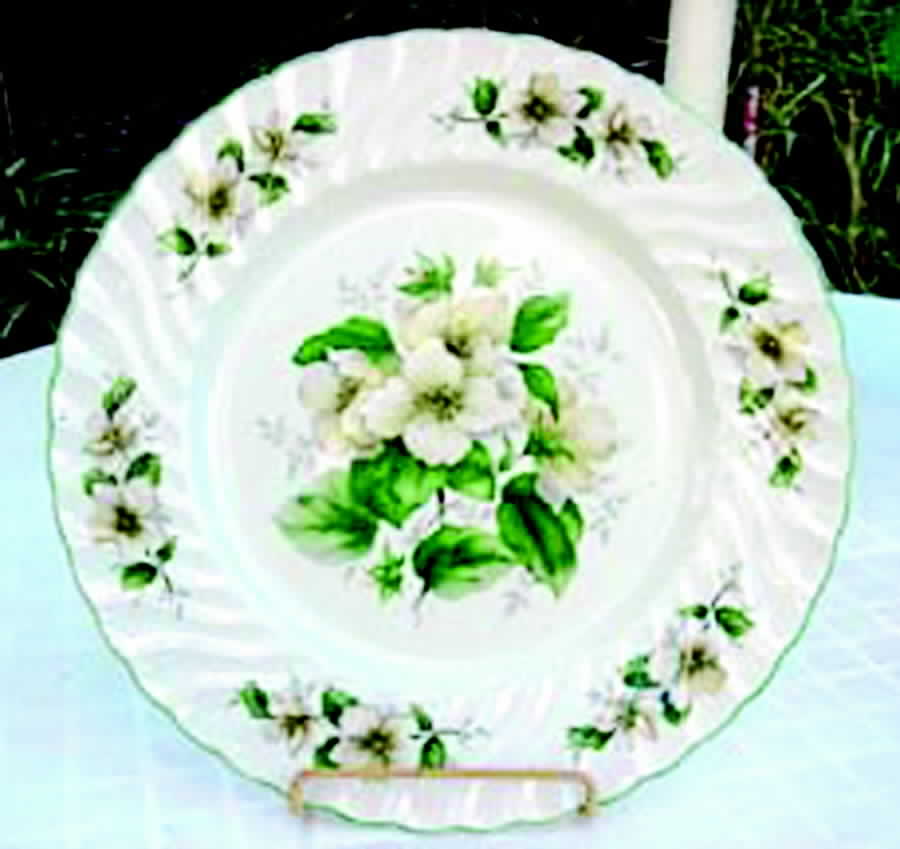 KNT28 Dinner Plate by James Kent (England)-1