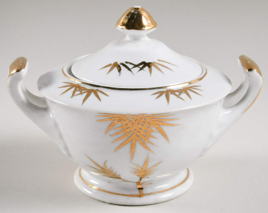 KUT134 Sugar Bowl & Lid by Kutani-1