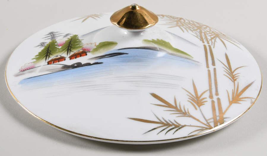 KUT134 Lid for Round Vegetable by Kutani-1