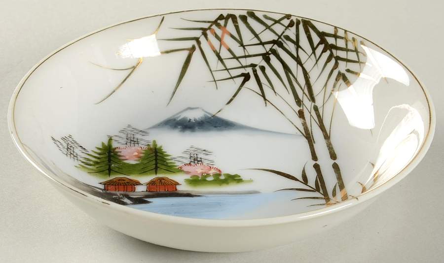 KUT134 Fruit/Dessert (Sauce) Bowl by Kutani-1