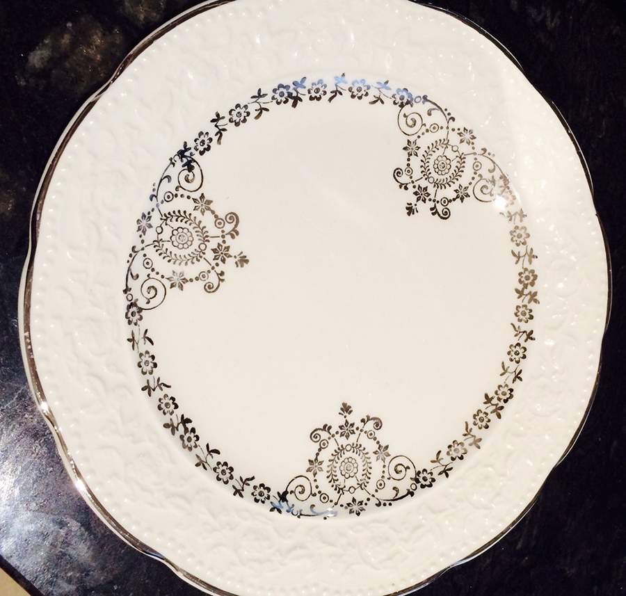 KNO713 Bread & Butter Plate by Edwin Knowles-1