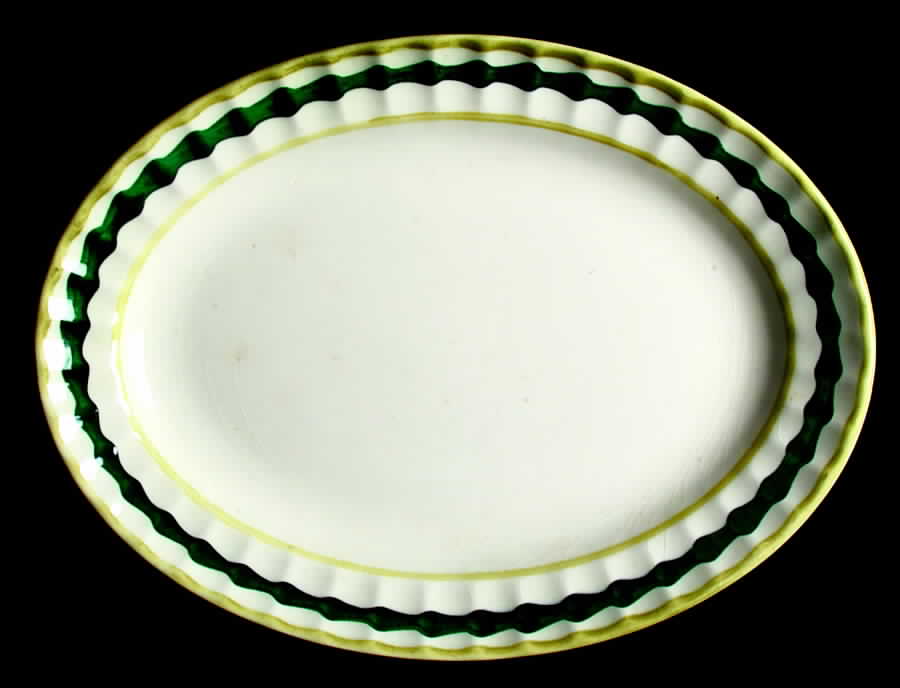 KNO730 11" Oval Serving Platter by Edwin Knowles-1