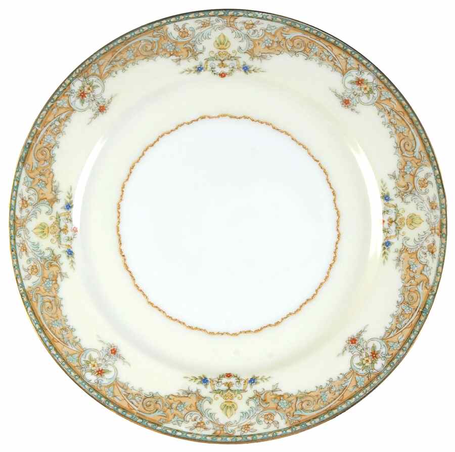 Countess Salad Plate by Kingsley (Japan)-1