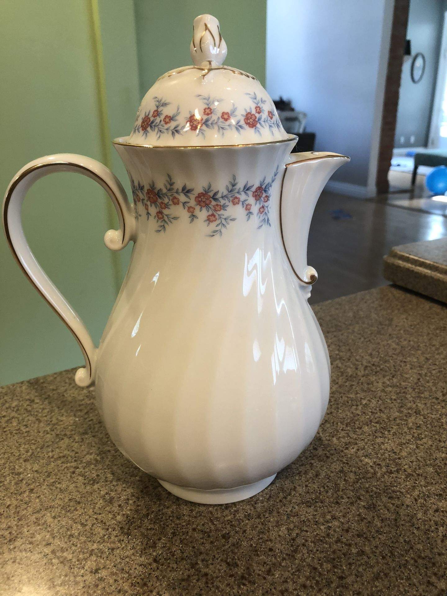Brigette Coffee Pot & Lid by Kaiser-1