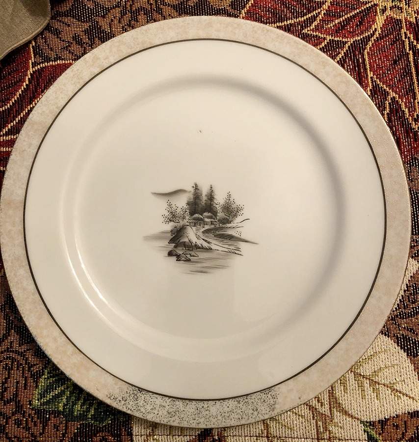 KUT159 Dinner Plate by Kutani-1