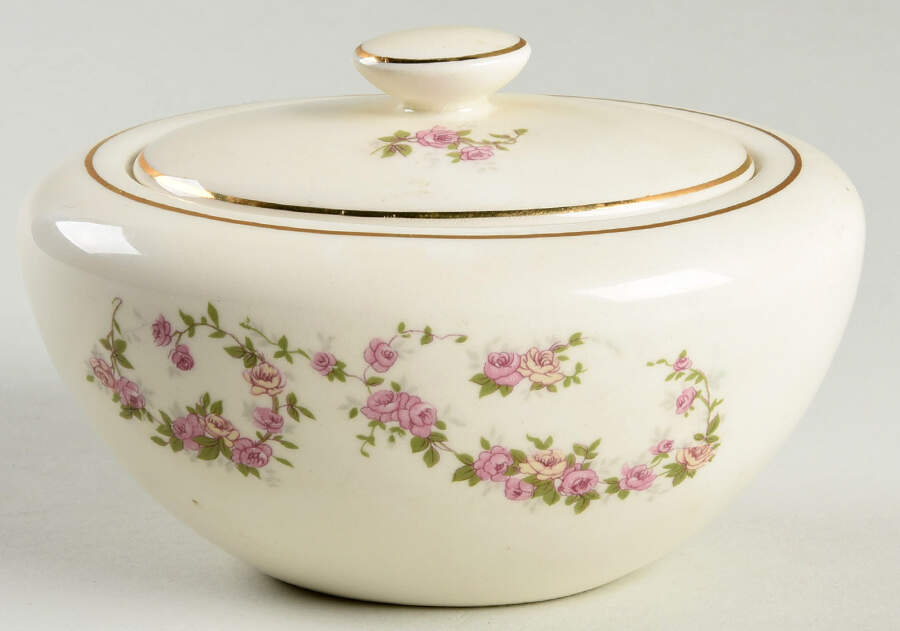 KNO771 Sugar Bowl & Lid by Edwin Knowles-1