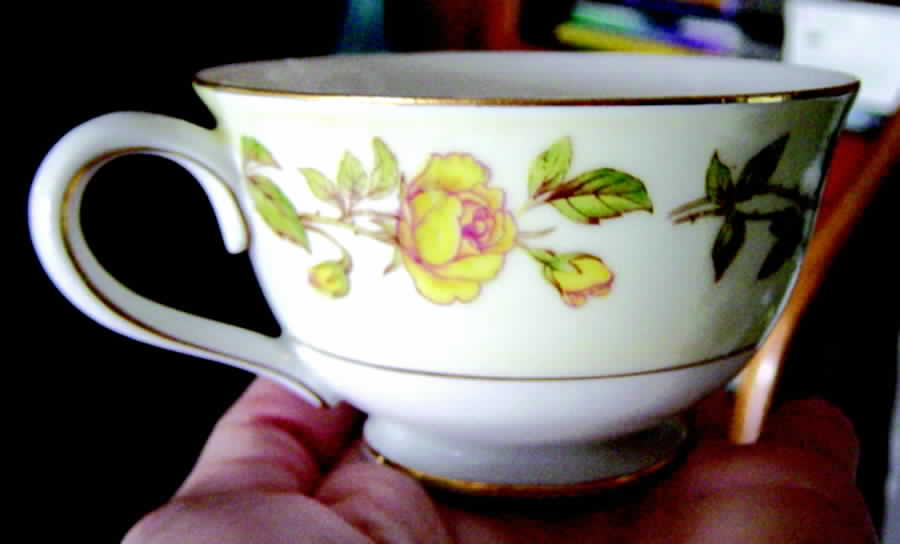 Mandalay Footed Cup by Kyoto-1