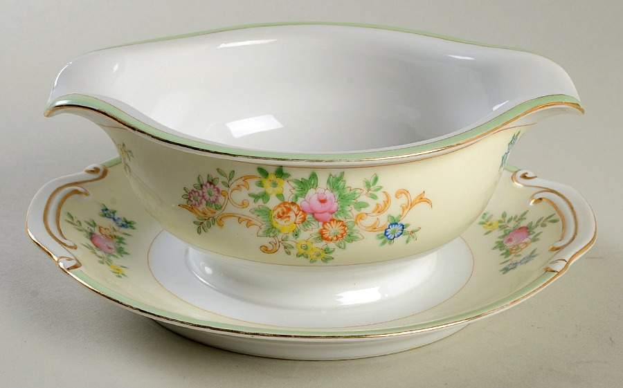 KON111 Gravy Boat with Attached Underplate by Kongo-1