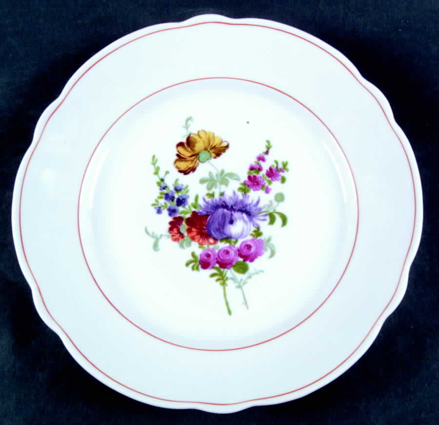 KRV1 Dinner Plate by Karlovyvary-1