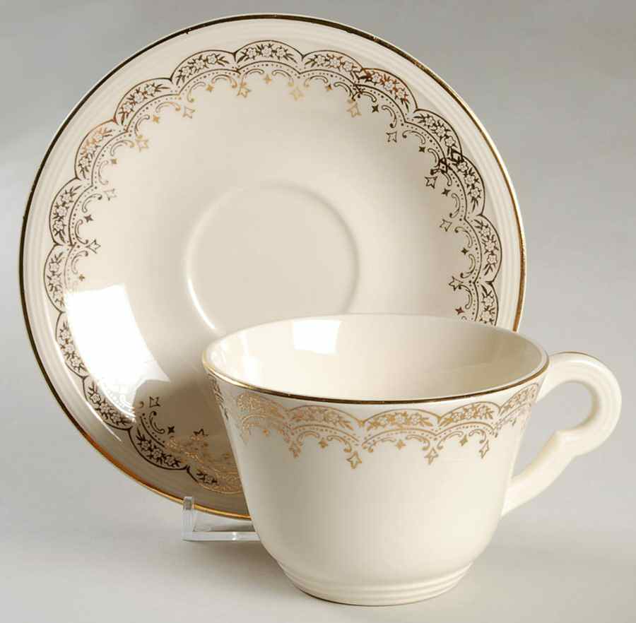 967E1 Flat Cup & Saucer Set by Edwin Knowles-1