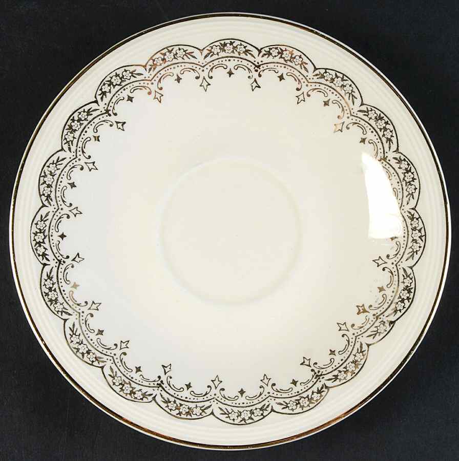 967E1 Saucer by Edwin Knowles-1