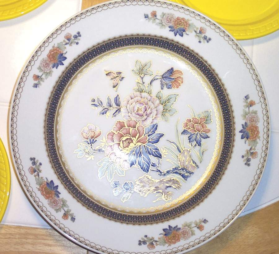 Duchesse 12" Chop Plate (Round Platter) by Kaiser-1