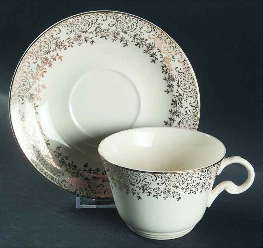 KNO812 Flat Cup & Saucer Set by Edwin Knowles-1