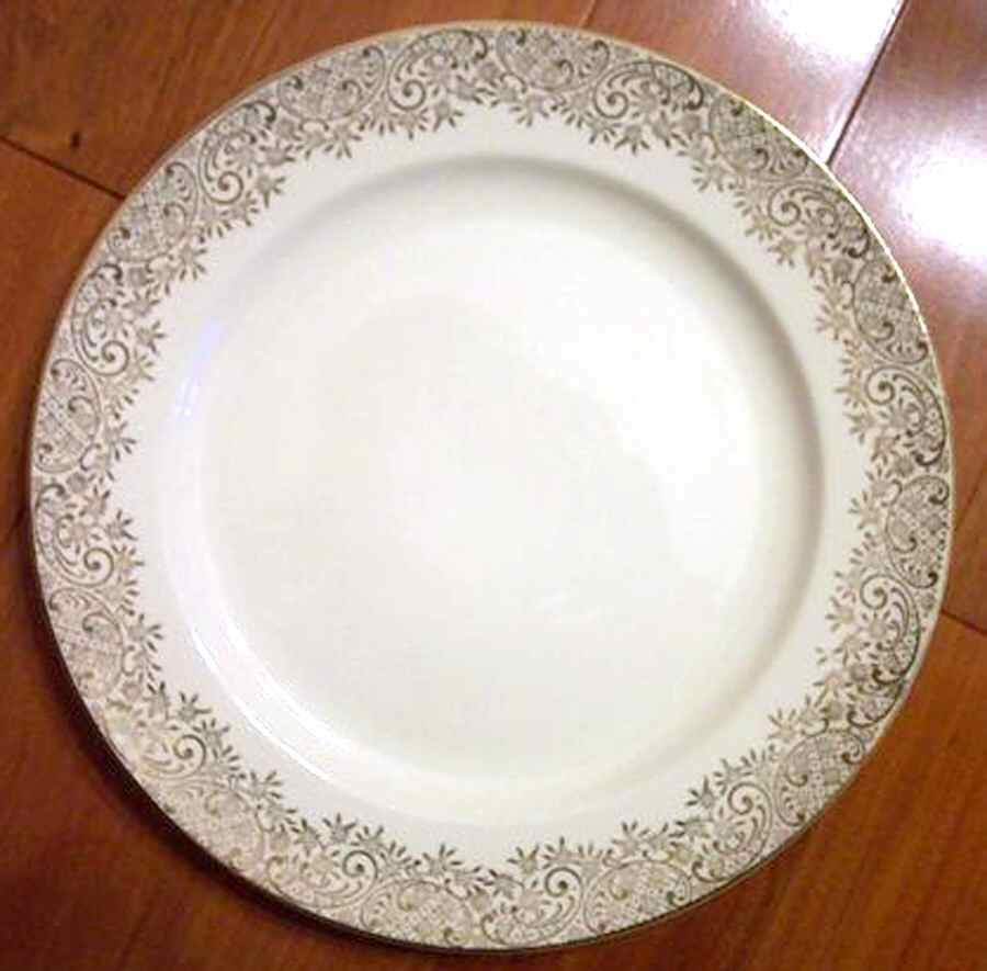 KNO812 Dinner Plate by Edwin Knowles-1