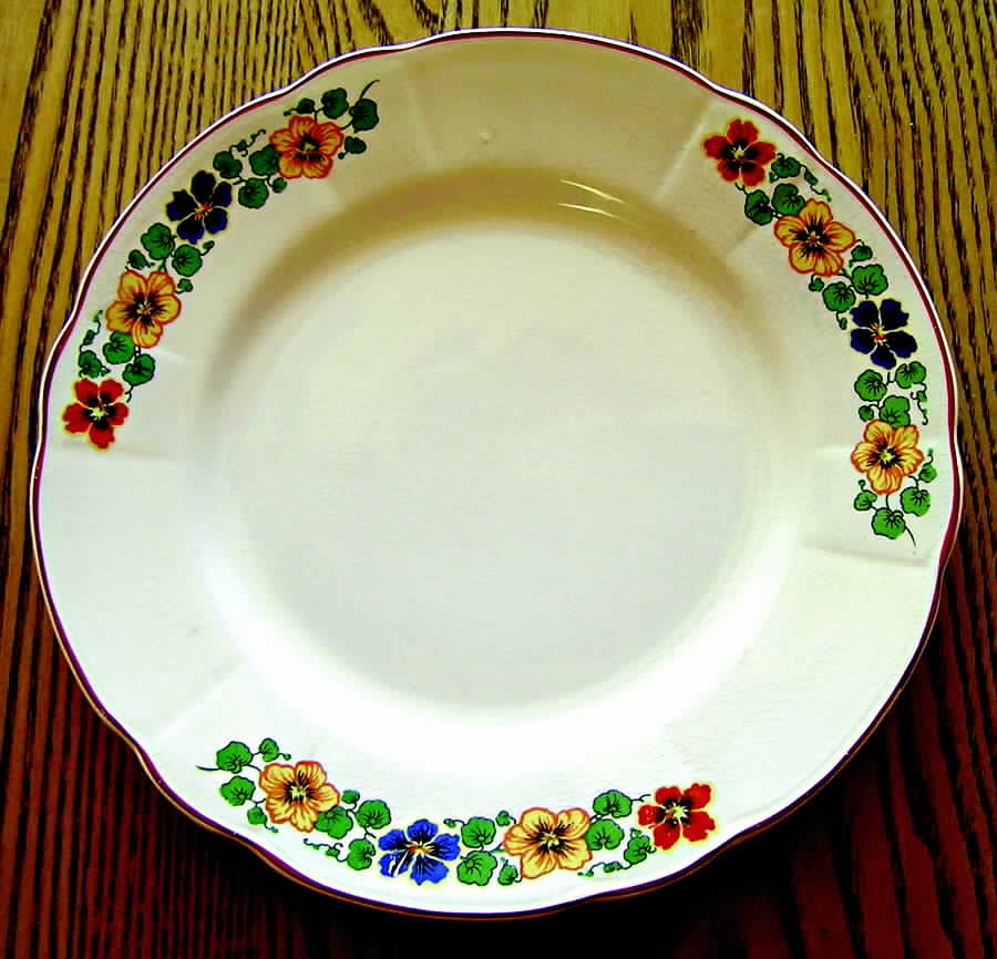 KTK101 Luncheon Plate by Knowles, Taylor & Knowles-1