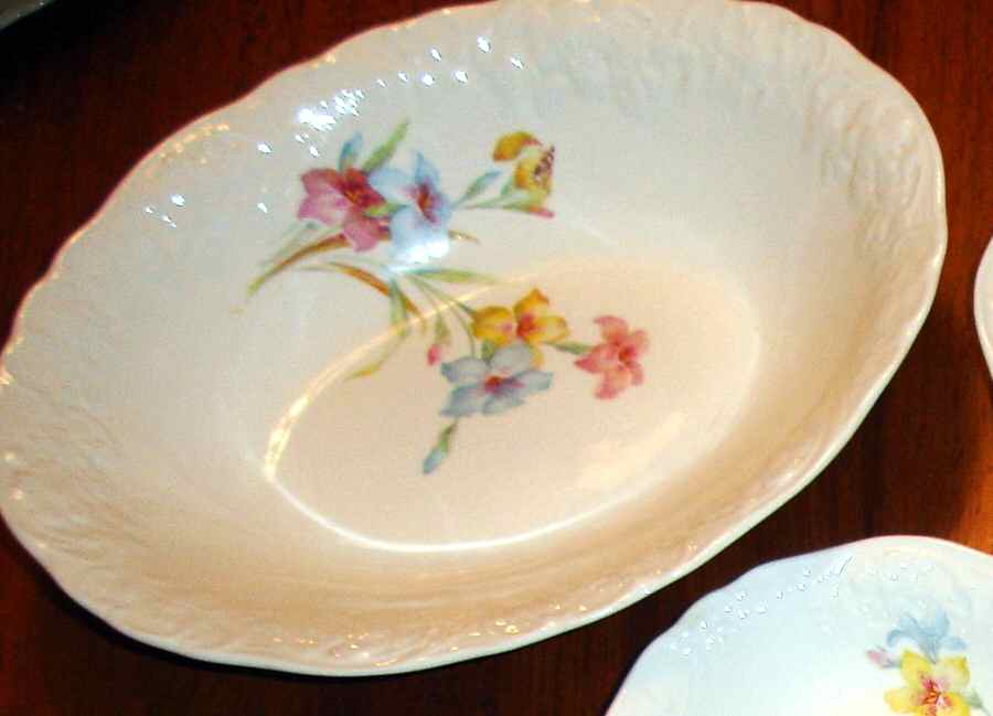 KNO824 10" Oval Vegetable Bowl by Edwin Knowles-1
